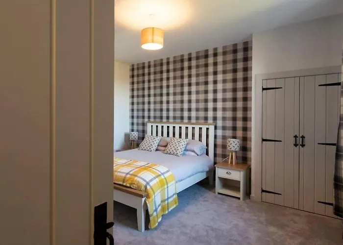 Torran Cottage - Views, Exclusivity & Tranquility