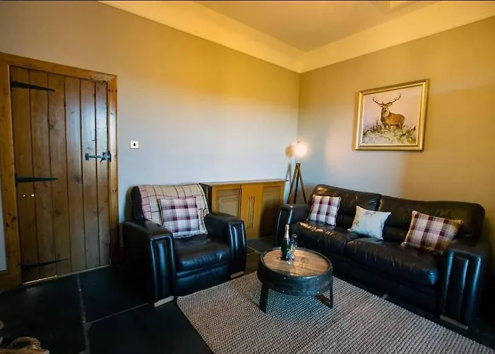 Torran Cottage - Views, Exclusivity & Tranquility
